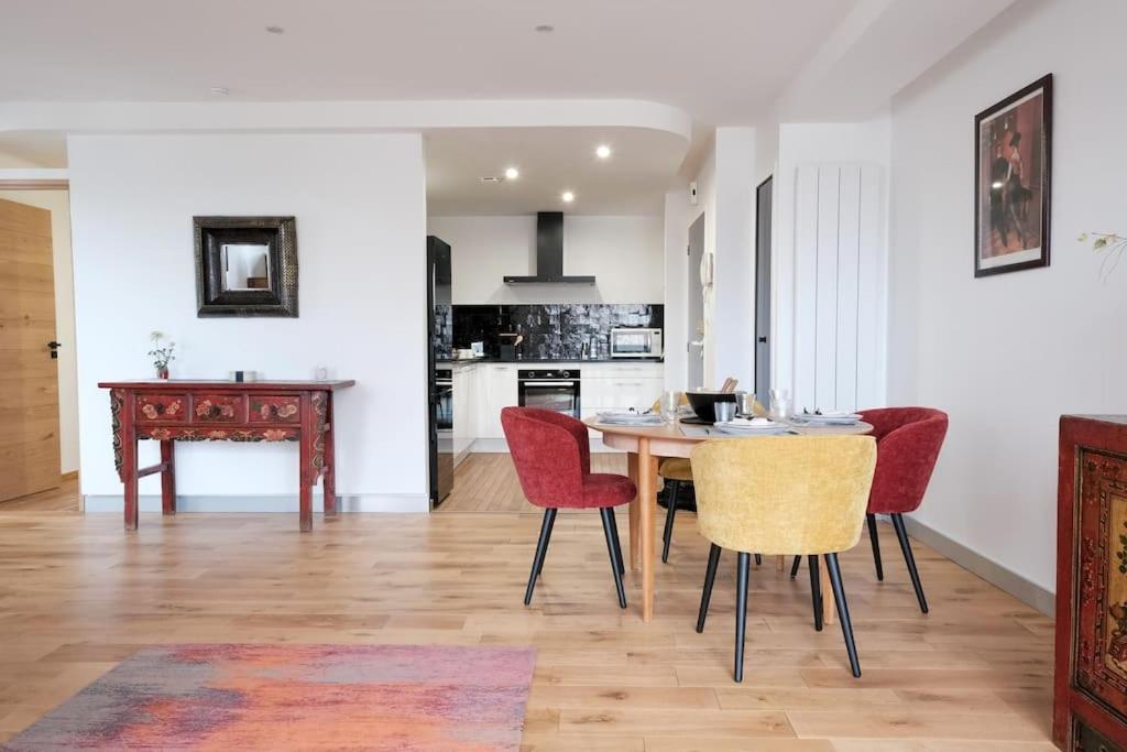 Le Joyau Des Parcs Classe 4 Etoiles Appartement Central Au Calme Avec Terrasse 维琪 外观 照片