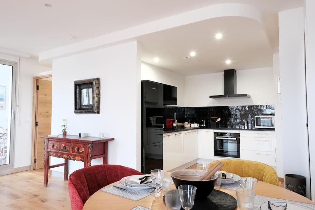 Le Joyau Des Parcs Classe 4 Etoiles Appartement Central Au Calme Avec Terrasse 维琪 外观 照片