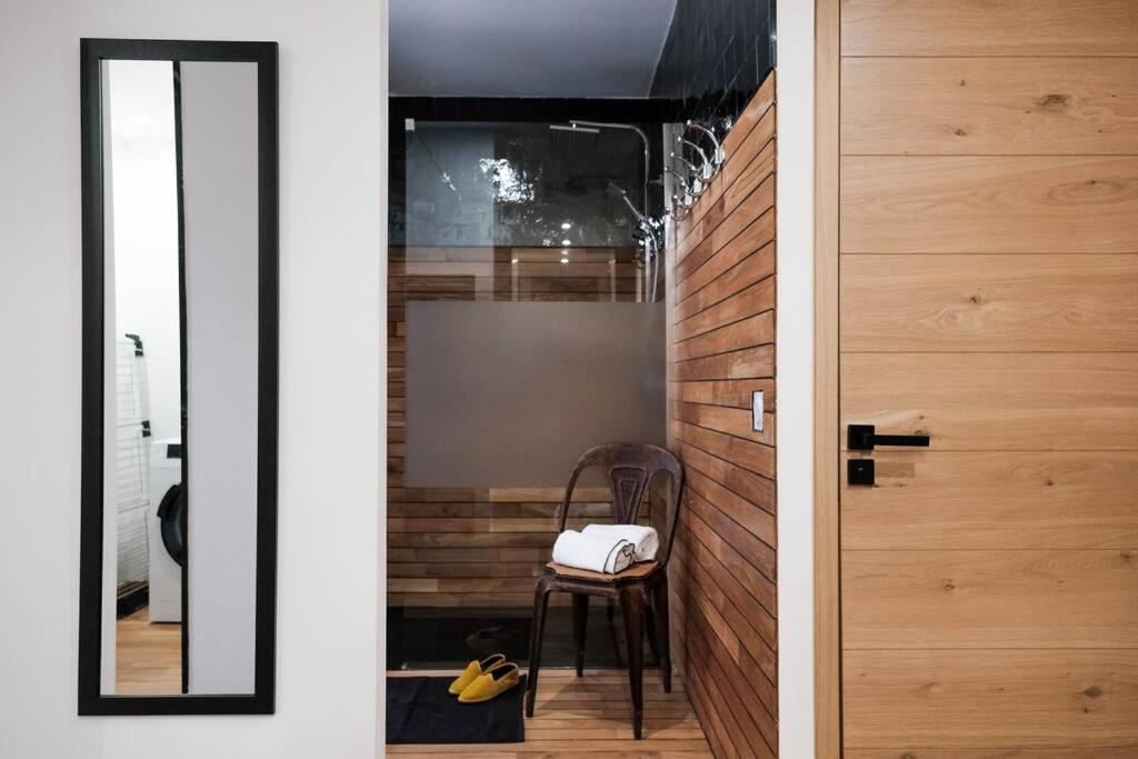 Le Joyau Des Parcs Classe 4 Etoiles Appartement Central Au Calme Avec Terrasse 维琪 外观 照片